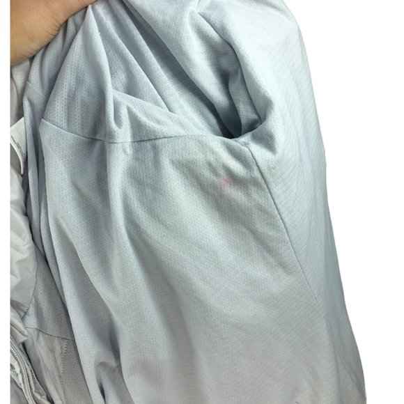 Light Gray ADIDAS Lightweight Jacket Sz Small - Picture 13 of 15